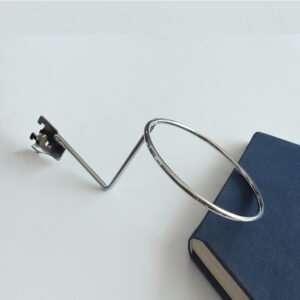 Metal Chrome Wire Ball Display Rack