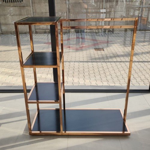 Shiny Gold Metal Clothes Stand – Floor-Type Heavy-Duty Rack for Retail Displays