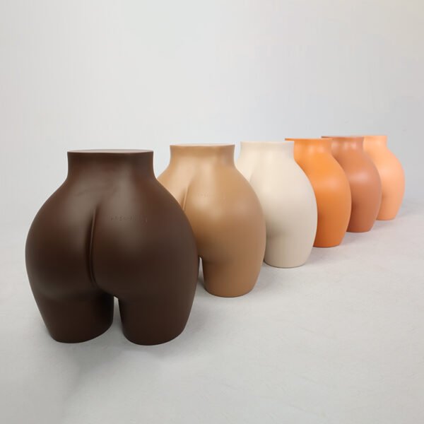 Brazilian Curvy Hip Mannequin
